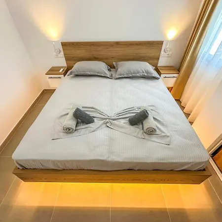 302 Sunrise Antigonea Guest Durrës