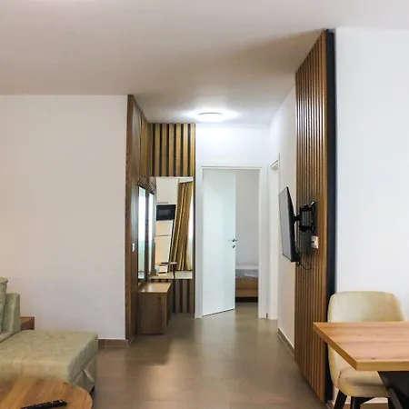 302 Sunrise Antigonea Guest * Durrës