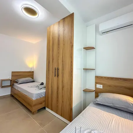 302 Sunrise Antigonea Guest Appartement