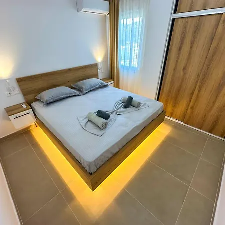 302 Sunrise Antigonea Guest