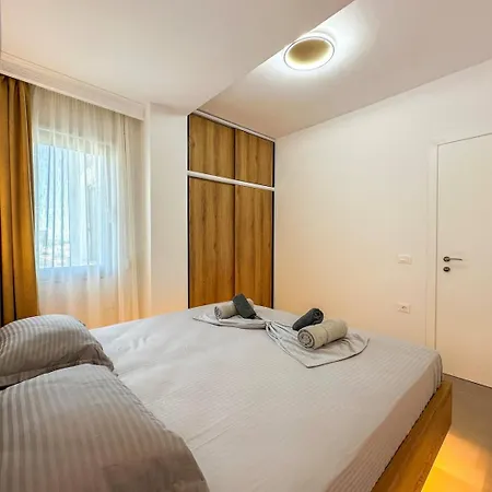 302 Sunrise Antigonea Guest * Durrës