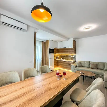 302 Sunrise Antigonea Guest Appartement