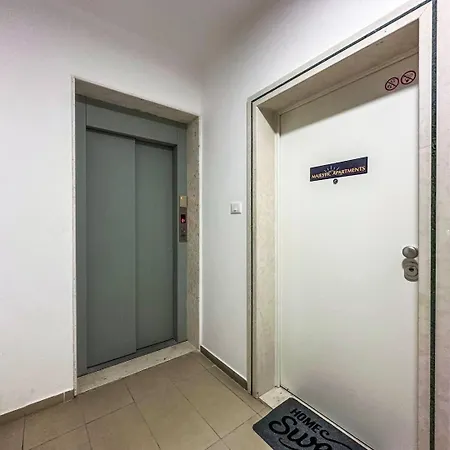 302 Sunrise Antigonea Guest Apartman